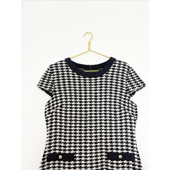 St. John Houndstooth Knit Dress Size 12 Black White Tweed Chic Classic Preppy - Picture 4 of 11